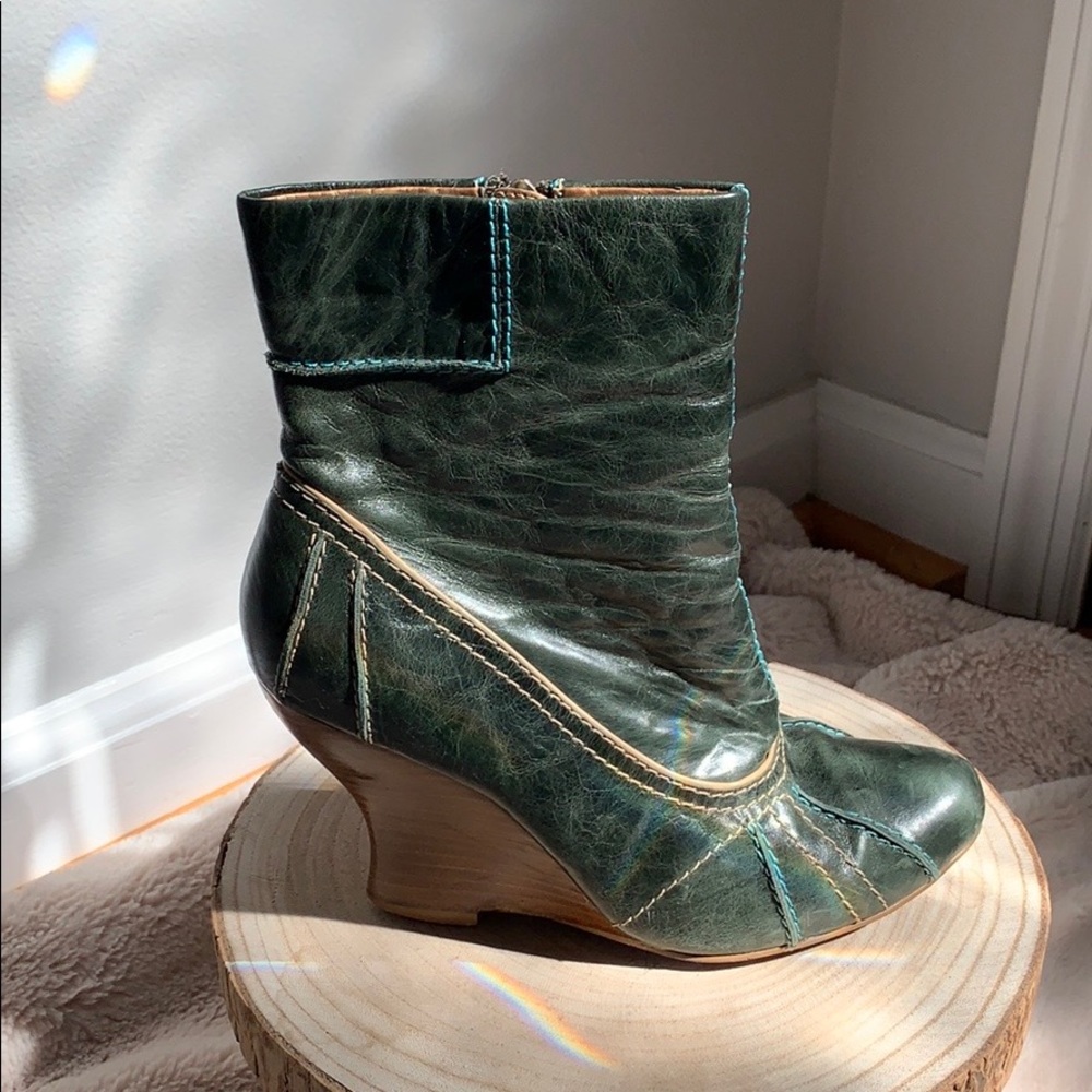 Kenzie “heart” 7 Booties